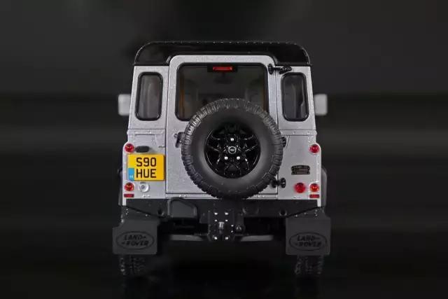 一辆路虎200万,路虎一百多万的