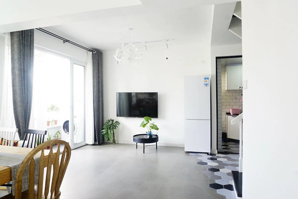 水泥自流平和地坪漆区别,水泥自流平与瓷砖区别