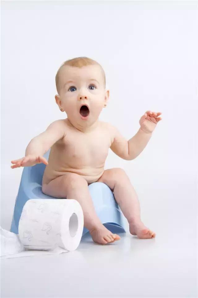 宝宝大便干出血疼痛大哭,宝宝大便粘稠大便时哭闹怎么办