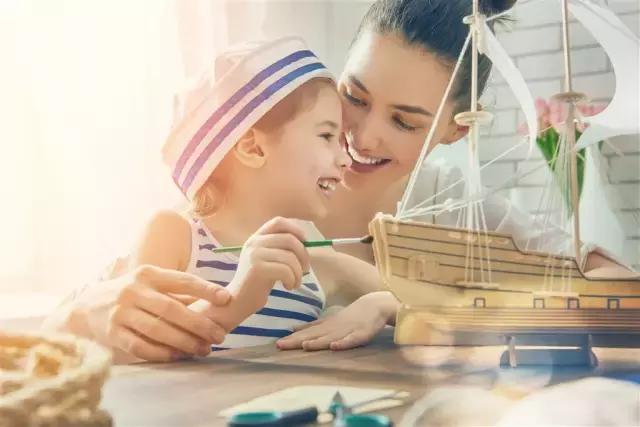 宝爸宝妈家庭教育案例分享,采访宝妈宝爸有关教育的问题