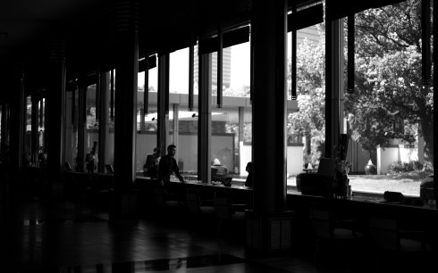 从一个苹果到一个旅店帝国,他用了17年,他是世界酒店之王