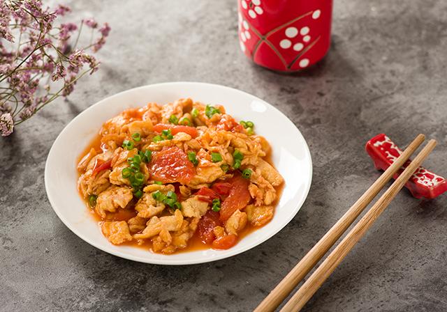 西红柿炒鸡蛋盖饭酸甜,怎么做西红柿炒鸡蛋不酸