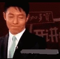 玩LOL，就因为我把对面寒冰杀了，女朋友就要跟我分手