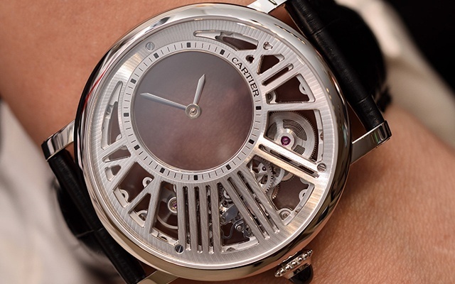 卡地亚跳时腕表机芯,卡地亚手表经典机芯