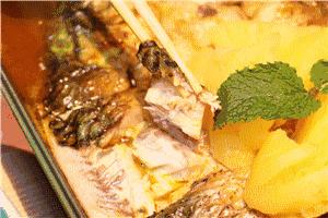 深圳一家有意思的烤鱼店,深圳第一家脆皮烤鱼