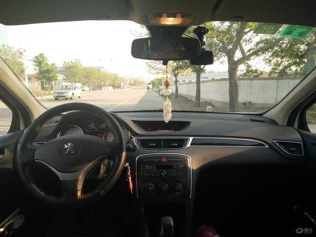 新款308的优缺点有哪些,标致308值得买吗真实车主告诉你
