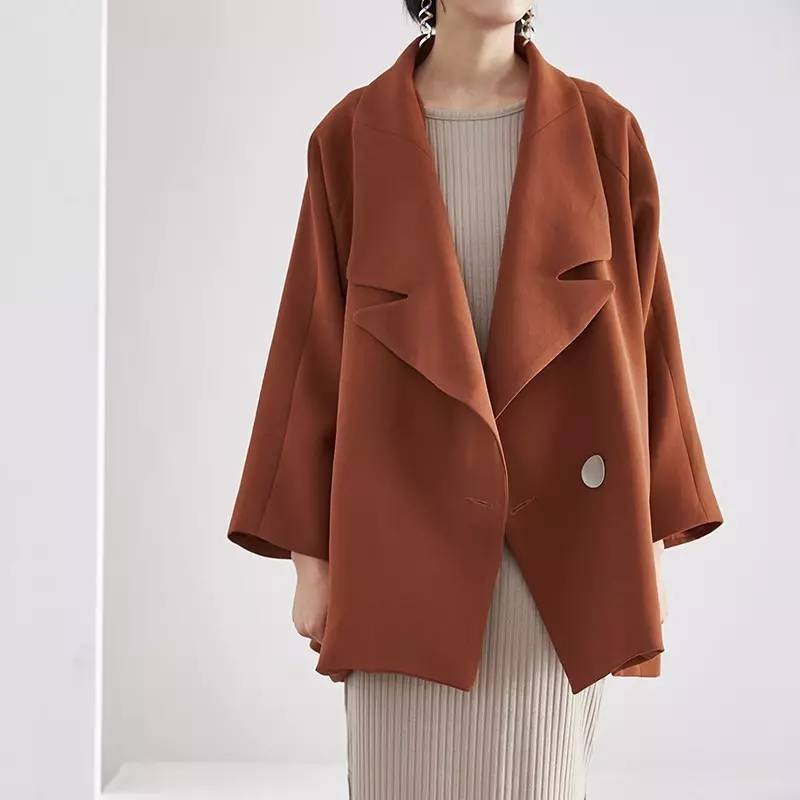 淘宝女生短袖哪个店的衣服质量好,有没有什么推荐的淘宝衣服店