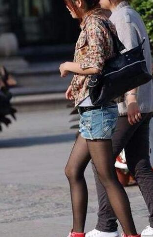 这些夏天穿衣禁忌，黑丝打*裤底**你真的穿对了吗？看完想马上脱掉