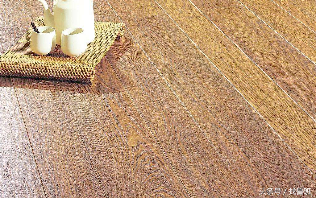 只有好爸爸才知道的木地板潮湿的解决方案