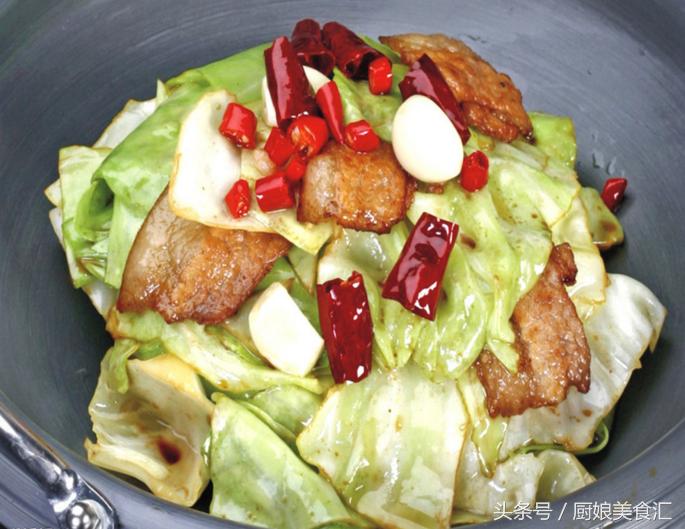 巨便宜！超市1元买的4颗包菜，孕妇和贫血女生要多吃，美容防斑