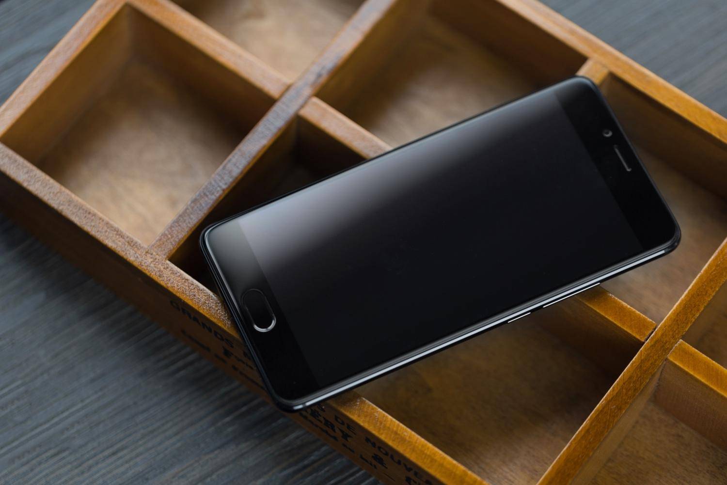 魅蓝e2最好用的系统版本,魅蓝E2测评