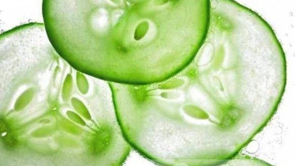 黄瓜敷脸真的有用吗?