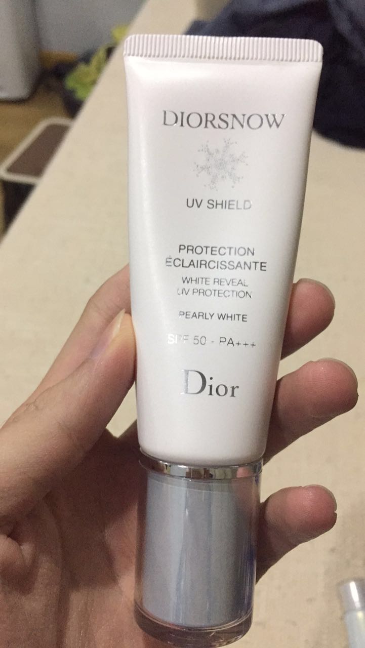 迪奥雪精灵防晒霜适合什么皮肤,迪奥雪精灵防晒要卸妆吗