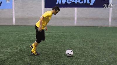 足球技巧长传,足球基本过人拉球技巧讲解
