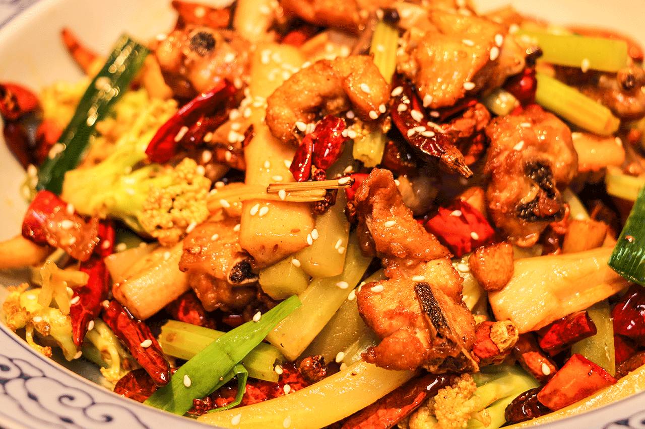 深圳一家有意思的烤鱼店,深圳第一家脆皮烤鱼