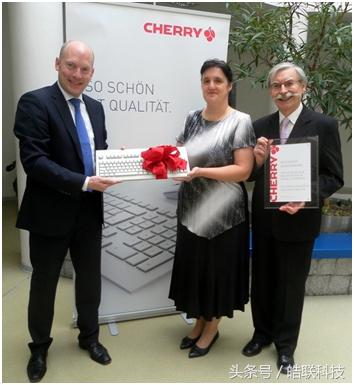 26个键盘上的26个字母怎么快速记,手机键盘26字母大小怎么调整