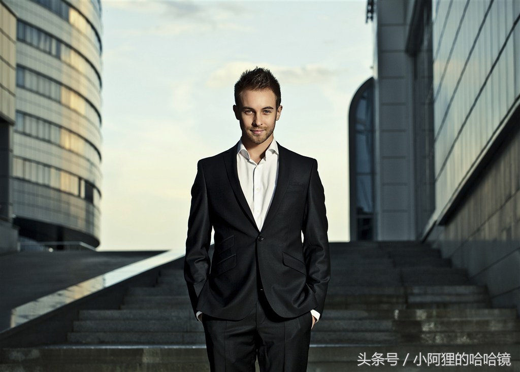 老司机来带路：羡慕别的男人备受异性青睐？做到这些你也能！