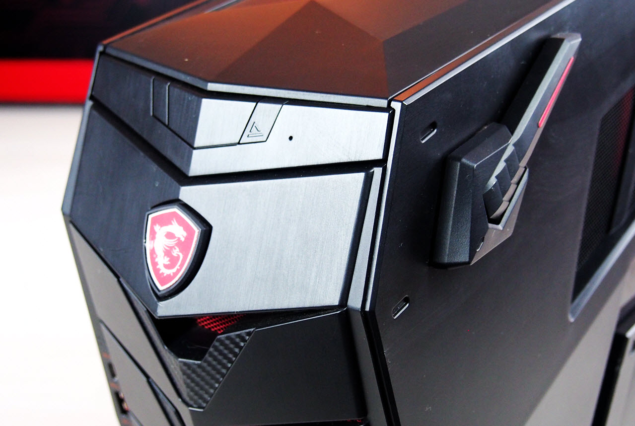 总算赶上活动了，这玩意玩单机游戏两年不用担心啊