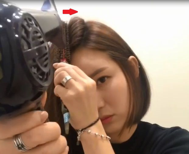 侧发扁塌看起来没精神？只要让中层头发有夸张90度弯就好了！