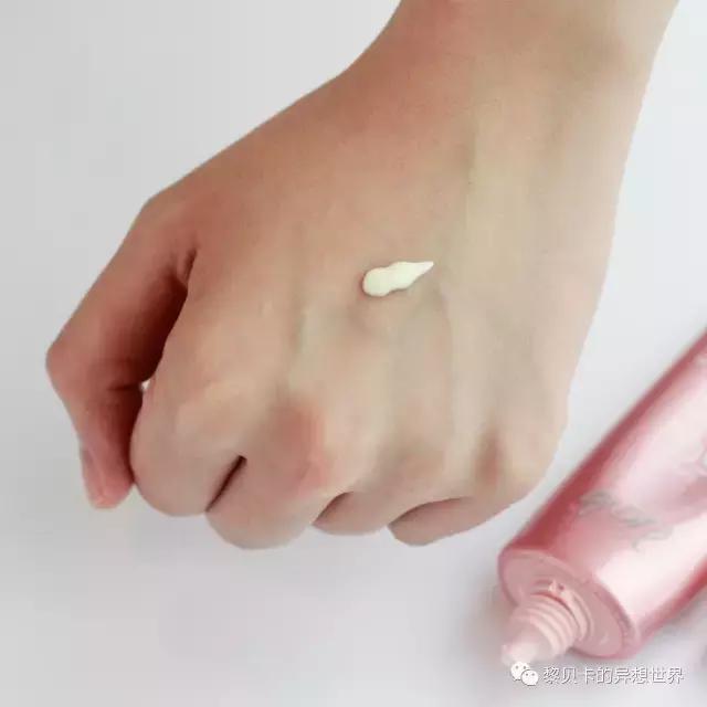 用什么防晒霜整天都晒不黑的,夏天怎样晒太阳不被晒黑