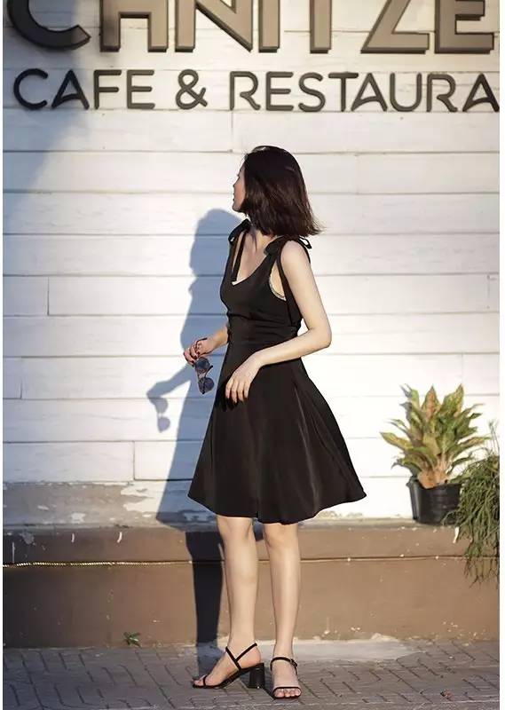 淘宝女生短袖哪个店的衣服质量好,有没有什么推荐的淘宝衣服店