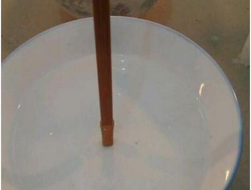 宝宝半夜哭婆婆,婴儿半夜哭闹一招解决