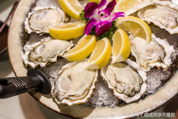 在大海里吃各种各样的海鲜,海边吃海鲜的真实感受