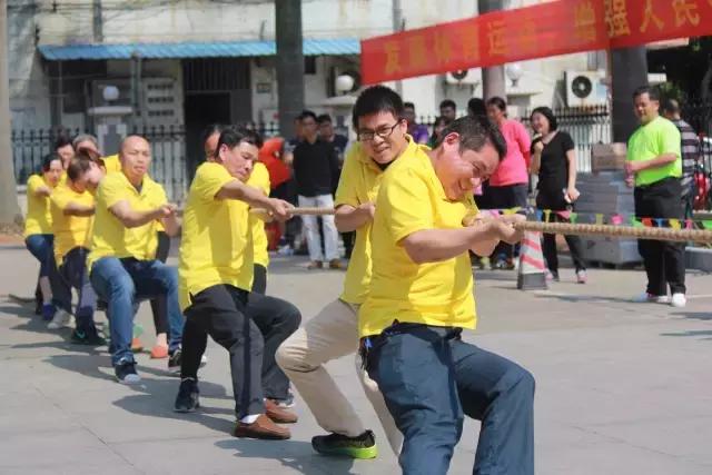 番禺|拔河比赛:原来,桥南最强拔河战队竟是他们!为他们喝彩!