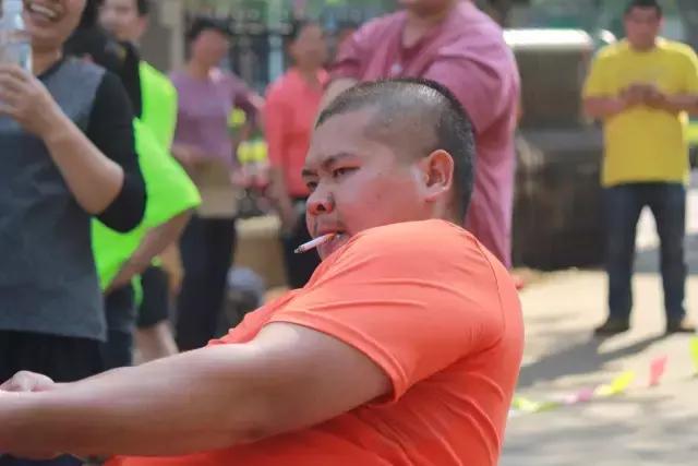 番禺|拔河比赛:原来,桥南最强拔河战队竟是他们!为他们喝彩!