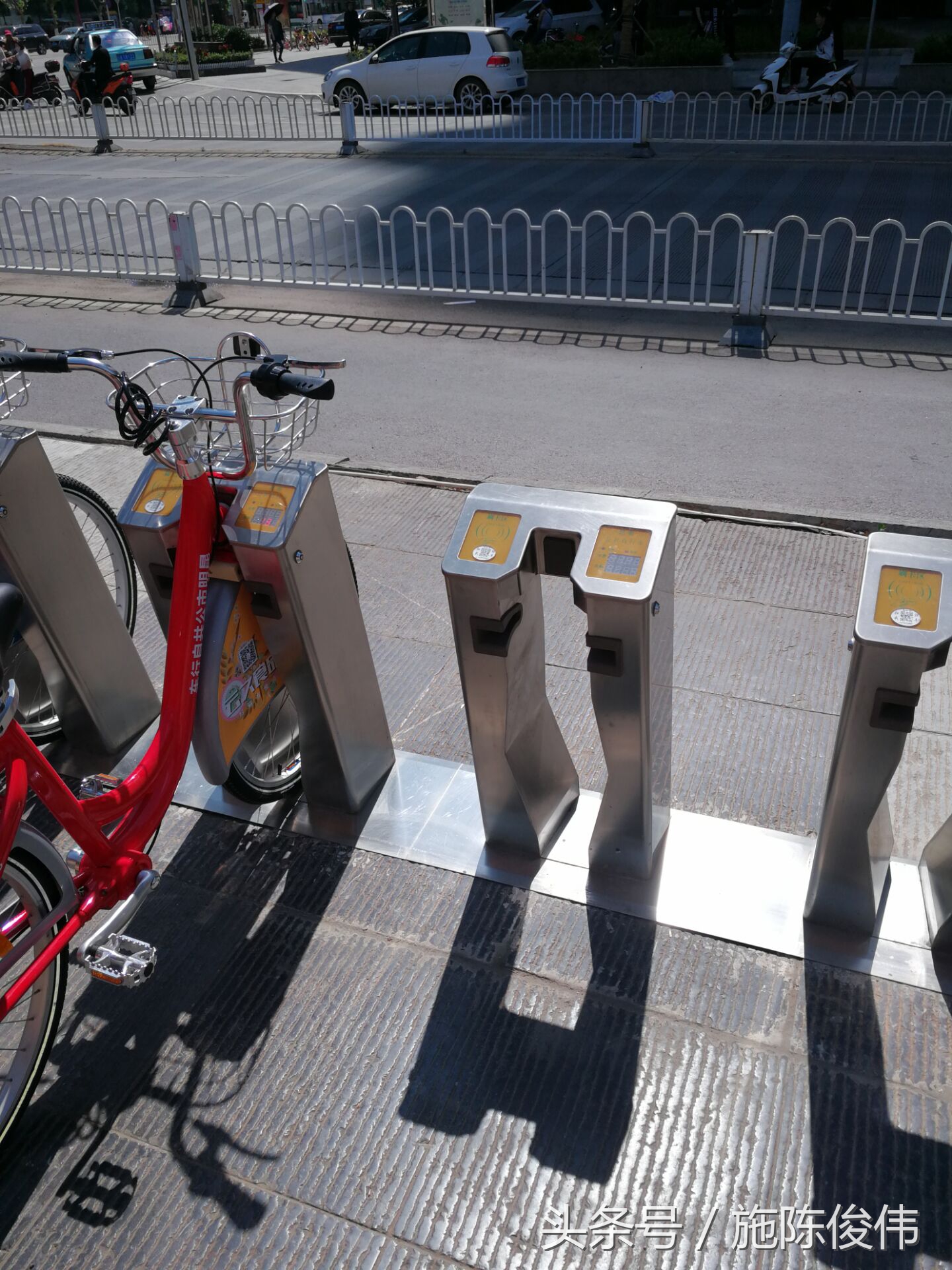 昆明出租车刷公交卡,小红车来到亚运村