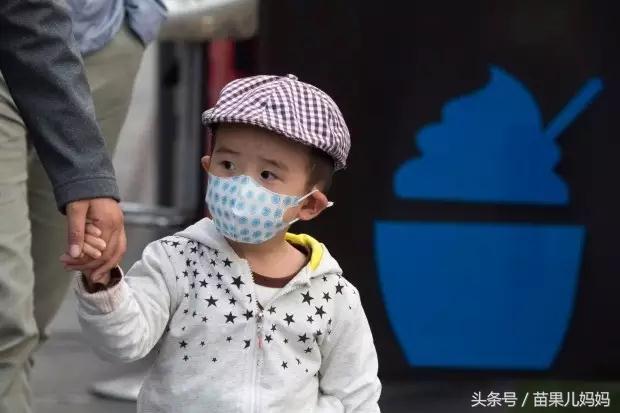 宝宝发烧咳嗽流鼻涕吃抗生素,宝宝发烧输液好了以后咳嗽