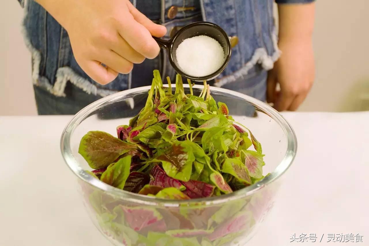 母亲节送康乃馨还是玫瑰,母亲节为什么要送康乃馨