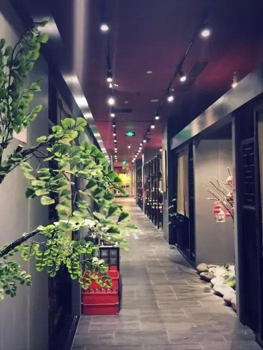 我们从1吃到10000，到底哪家店才最牛X？