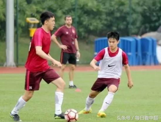 恒大00后登场获斯帅盛赞他和张ok是全华班的希望