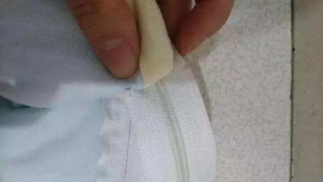 自己动手给宝宝做防踢睡袋,宝宝什么时候可以用分腿睡袋