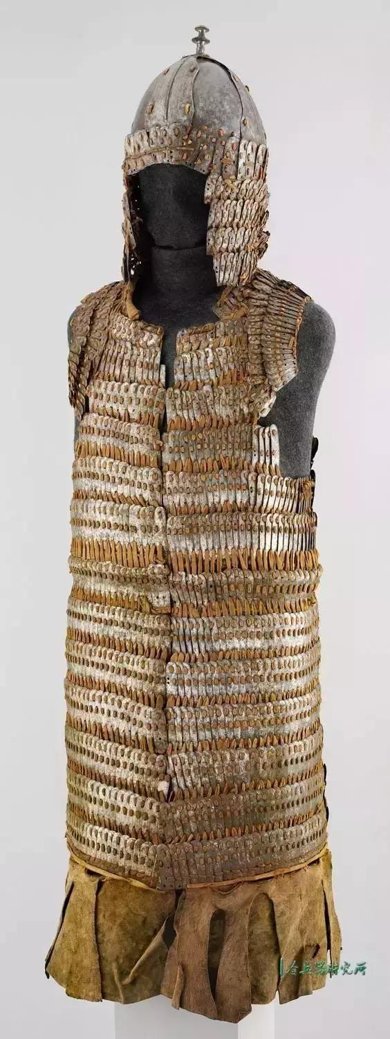 *藏西**宗教活动最特殊的祭品:传统盔甲、马铠和*器武**