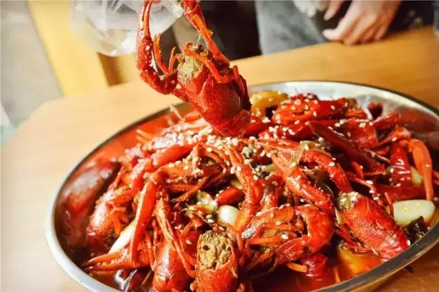珠海最火爆的小龙虾店,珠海小龙虾哪里好吃推荐
