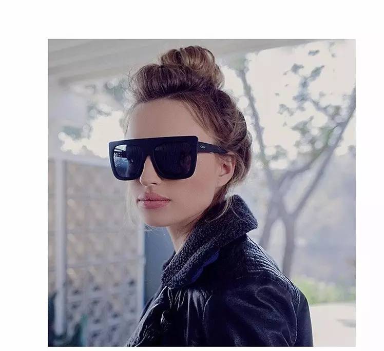 潮牌高品质墨镜,好看的潮牌墨镜