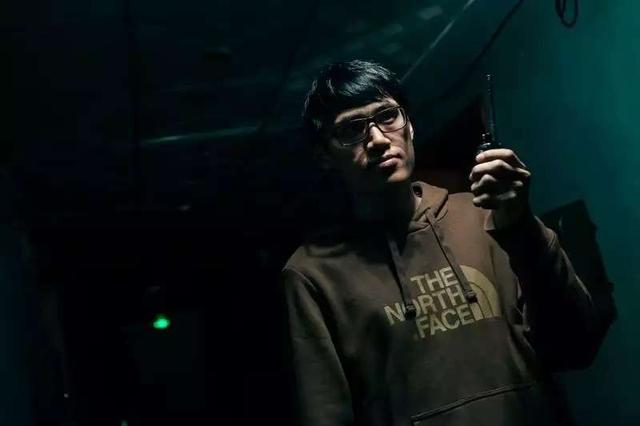 夜闯寡妇村片段,夜闯寡妇村视频