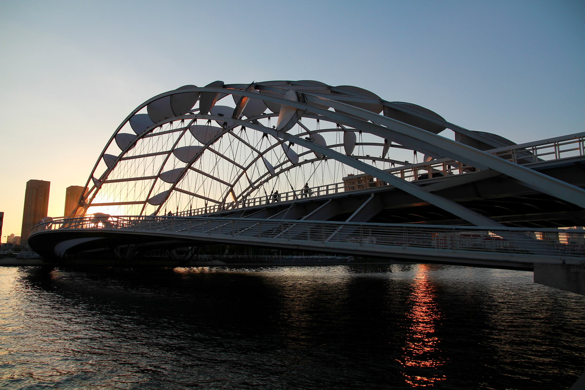 奉化水蜜桃蒋氏故里包装盒,奉化水蜜桃和无锡水蜜桃哪个最早