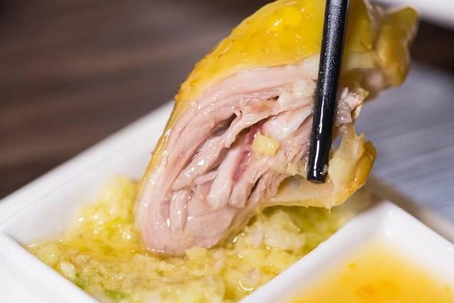 它要做江南西的兰桂坊！凌晨4点，还有很多人不肯回家……