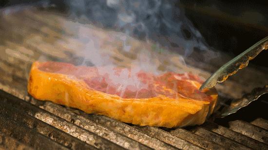 它要做江南西的兰桂坊！凌晨4点，还有很多人不肯回家……