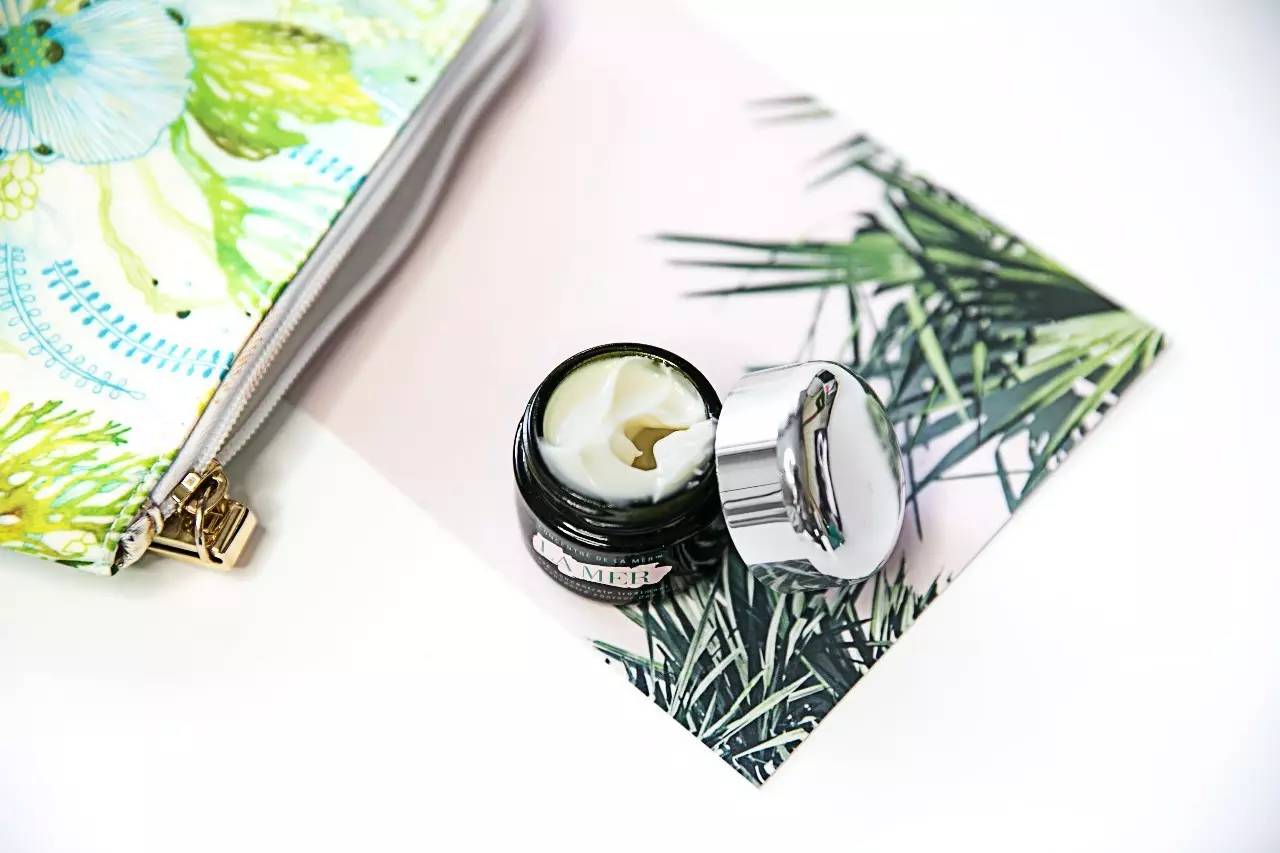 再多的情话都不如你在身边,所有动听的情话都不及身边的陪伴