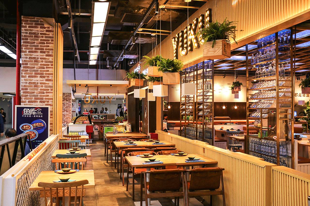 深圳一家有意思的烤鱼店,深圳第一家脆皮烤鱼