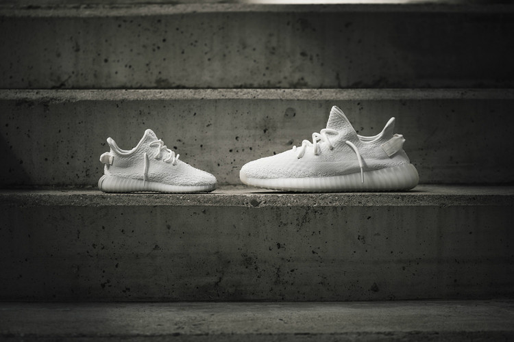 yeezy纯白配色图,yeezy再曝四双新配色