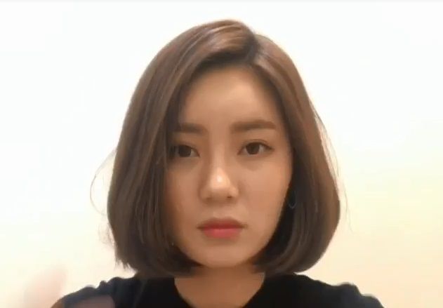 侧发扁塌看起来没精神？只要让中层头发有夸张90度弯就好了！