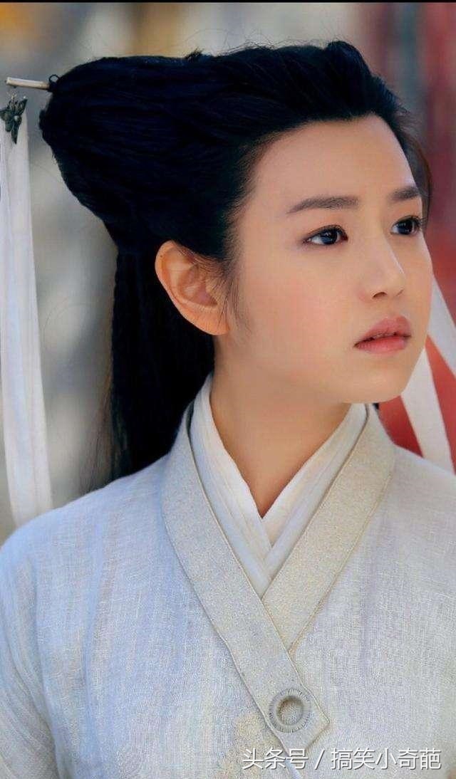 贝比,妍希你们用的是同一个造型师吗?