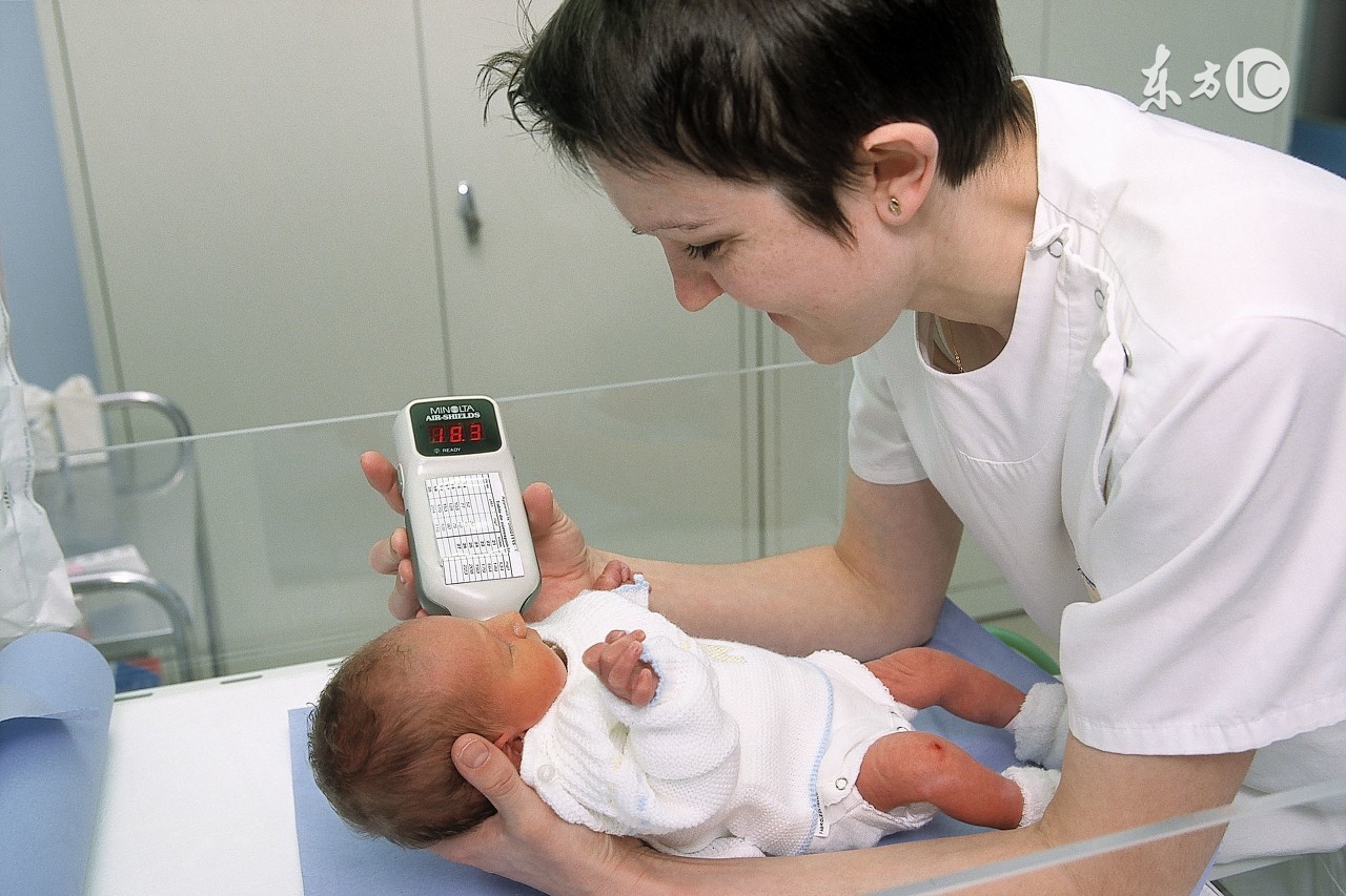 新生儿黄疸在医院治疗母亲的感受,茵栀黄新生儿可以去黄疸吗