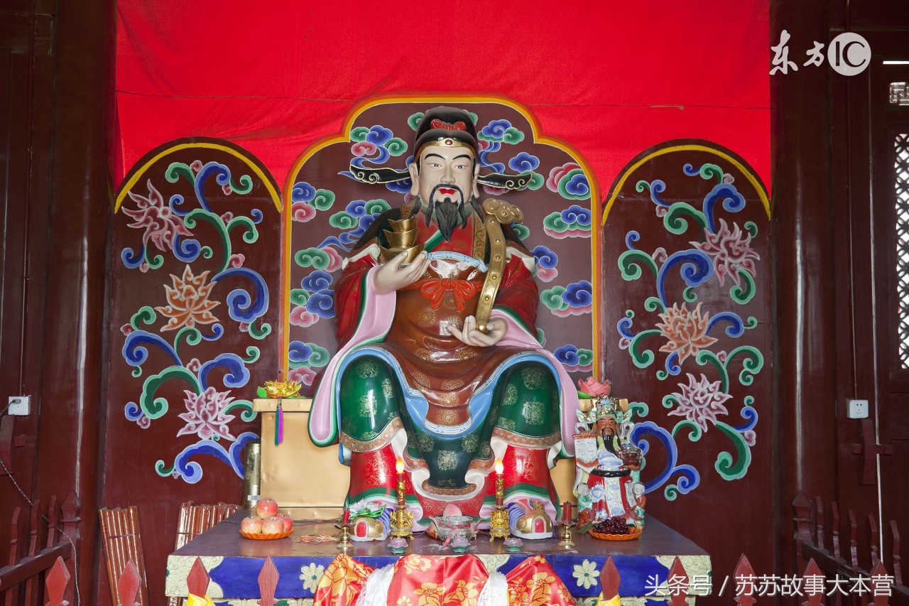 故事:村民犯了口舌菩萨,要米来解灾,头上被麻雀拉屎,遇上咋办