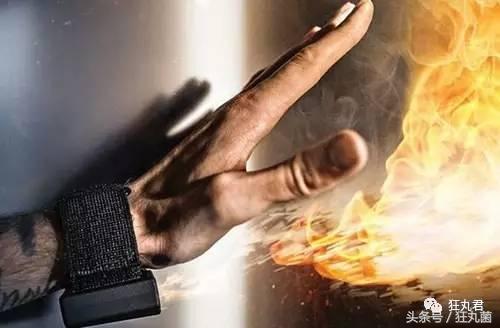 瞬间魔术教程,最简单又让人不可思议的小魔术